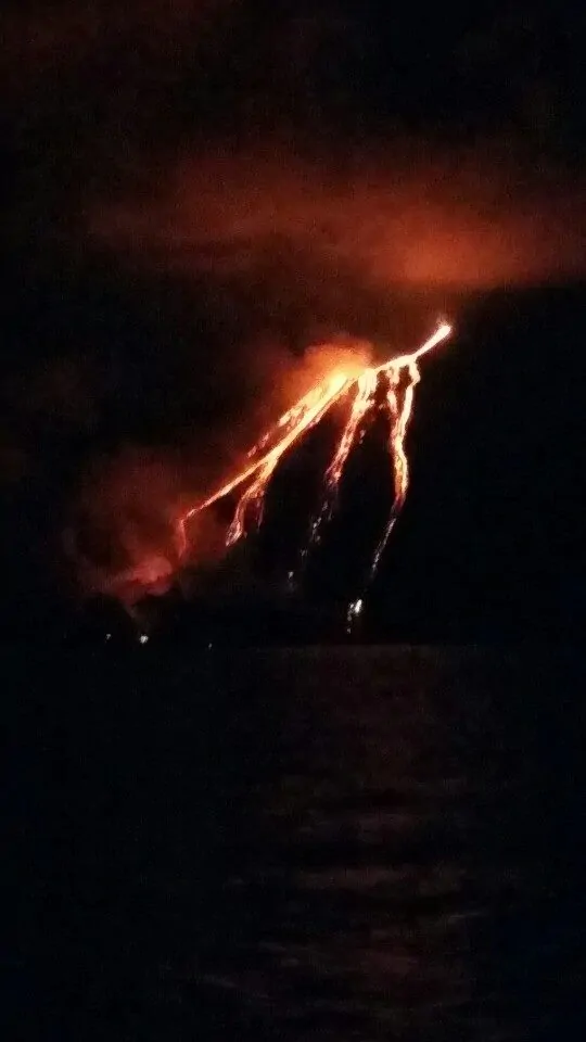 Stromboli L Eruzione Pi Forte Degli Ultimi Anni Spettacolo