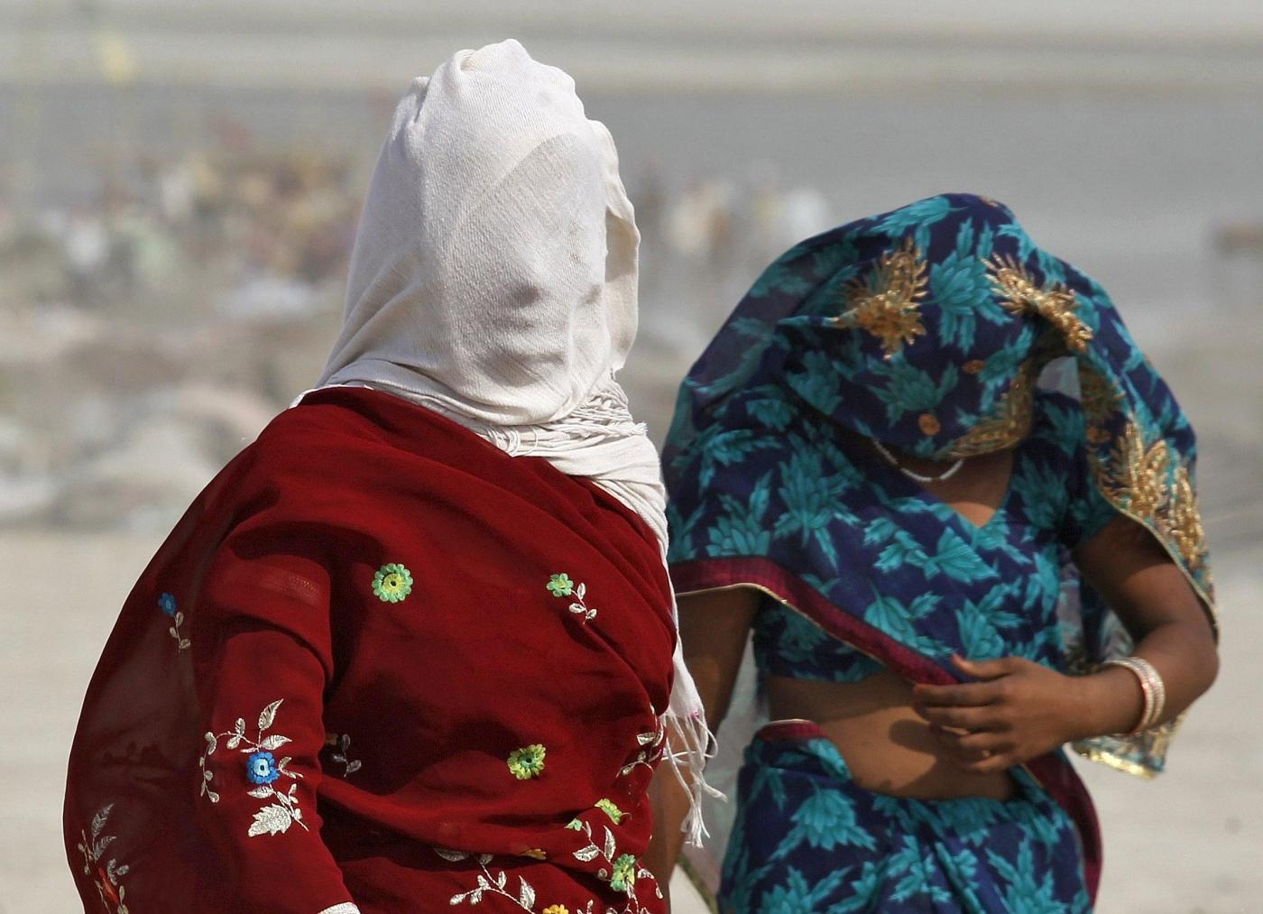 India Tempesta Di Sabbia Ad Allahabad Foto