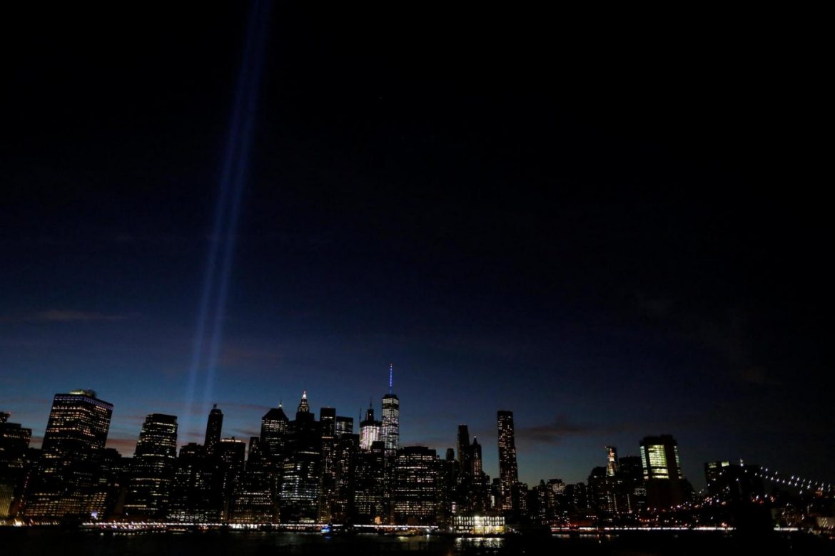 New York Un Tributo Di Luce Per Ricordare Le Torri Gemelle Gallery