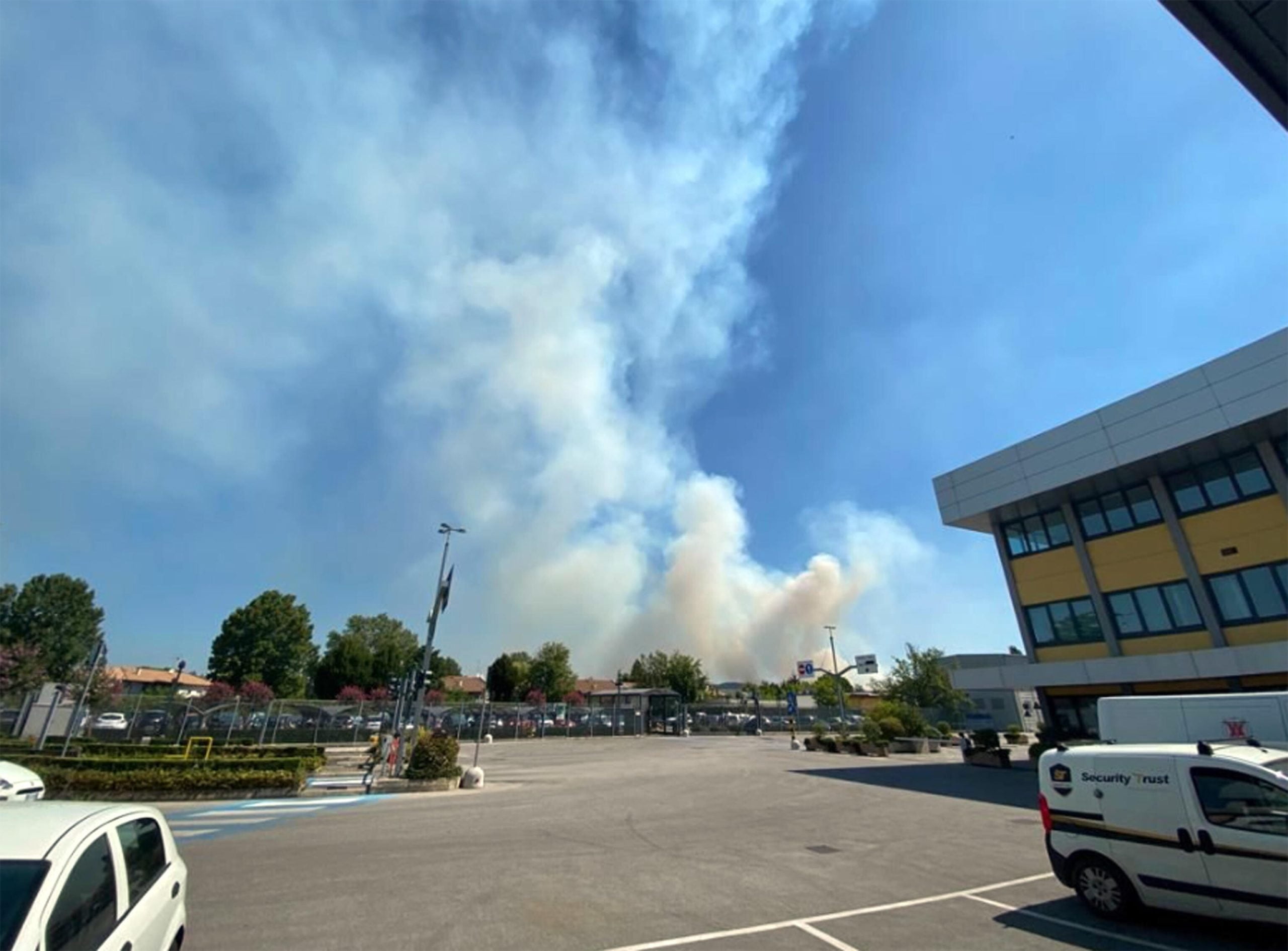 Incendio Sul Carso Esplosi Ordigni Bellici Ancora Focolai Al Lisert E