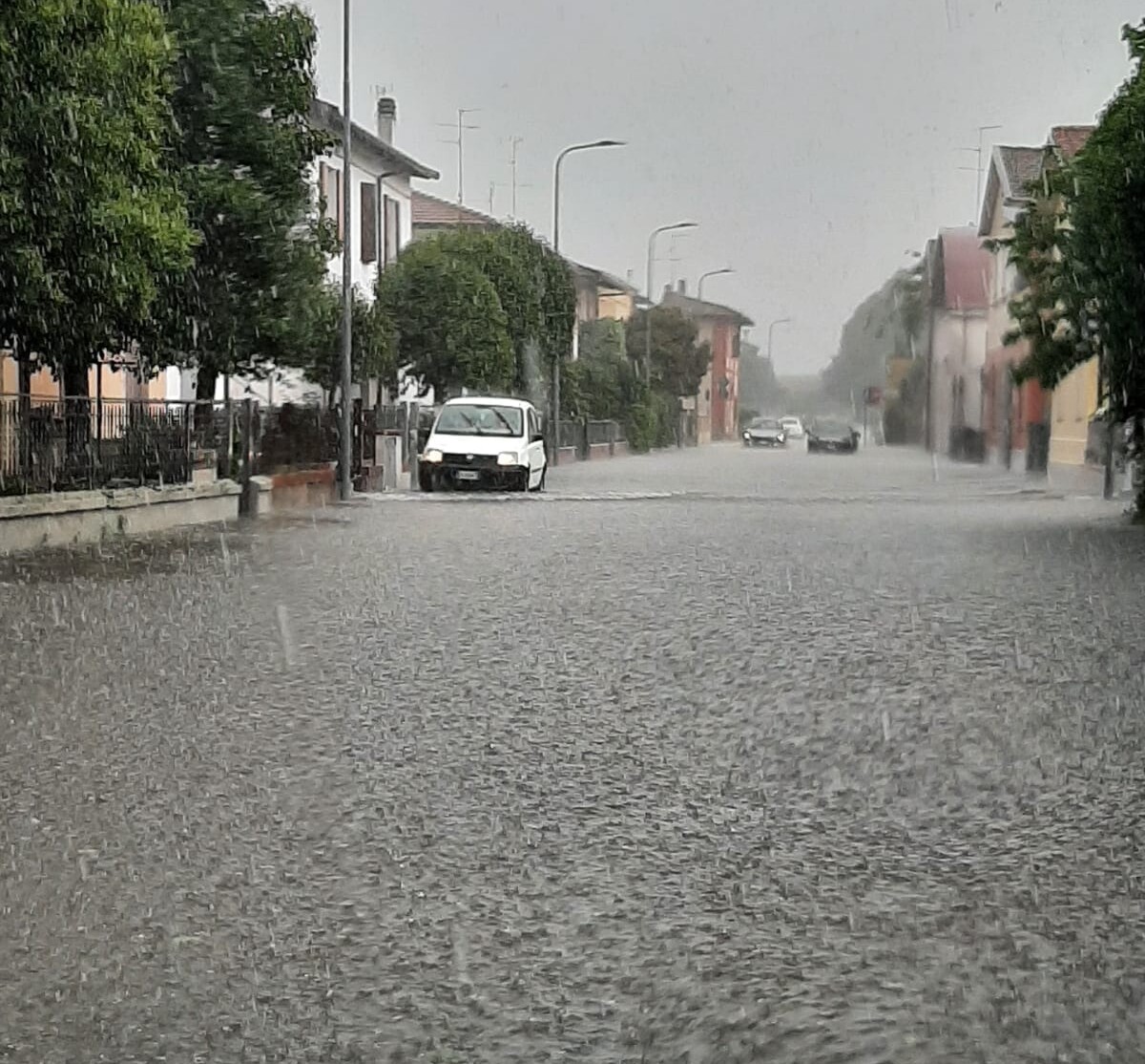 Maltempo Temporale Stazionario A Faenza Grandine E Allagamenti