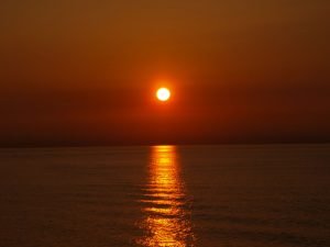 Tramonto-sul-mare-adriatico-a21463431