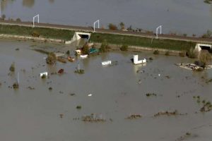 FRANCESCO TOIATI ROMA IL TEVERE ESONDATO NELLA PROVINCIA DI ROMA