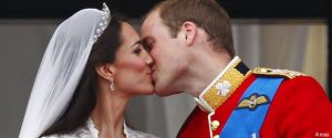 GB: REALI; KATE A 30 ANNI, FESTA PRIVATA E CAPELLI GRIGI