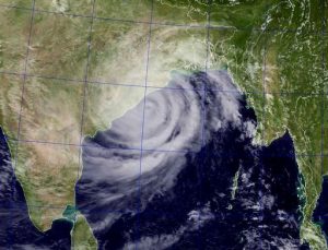 Half a million evacuated as cyclone lashes India