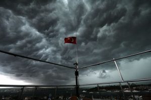 TOPSHOTS-TURKEY-WEATHER-STORM