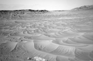 curiosity-ripples-mars-sandy-sea