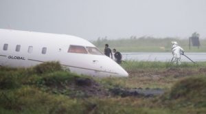 PHILIPPINES-VATICAN-RELIGION-POPE-ACCIDENT-PLANE