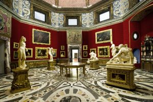 Tribuna-Uffizi-da-affaccio-di-sx.jpg_1379307876