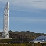 Lancio del razzo Falcon 9 dalla Vandenberg Air Force Base in California [FOTO]