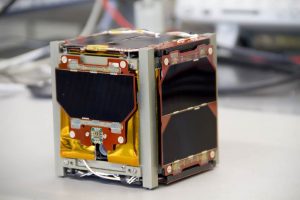 CubeSat (2)