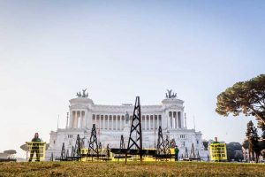 greenpeace  altare della patria trivelle (11)