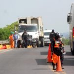 Messico: esplosione in uno stabilimento petrolchimico, morti e feriti [FOTO]