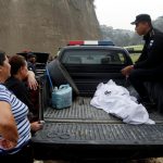 Guatemala, crollo in discarica: soccorritori all’opera [FOTO]