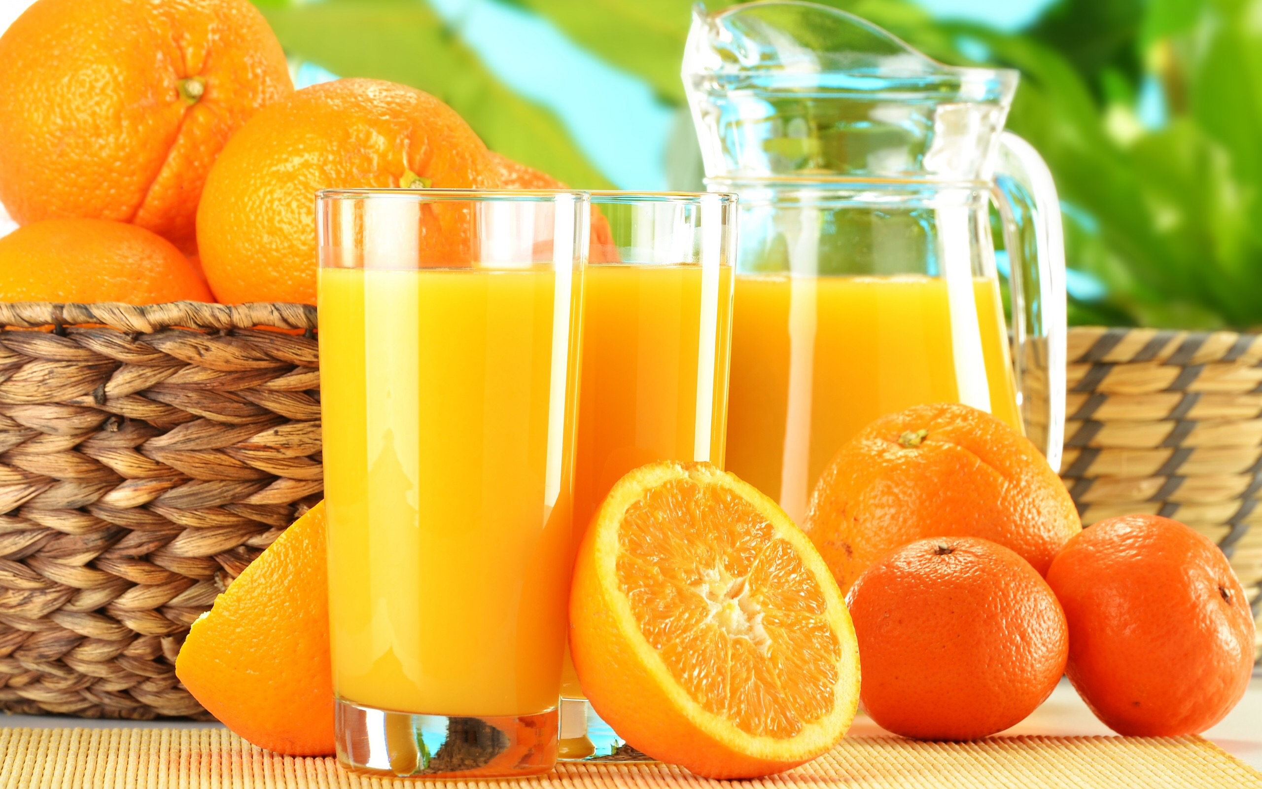 Spremuta d'arancia: calorie, benefici e consigli