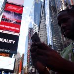 New York, tutti pazzi per “Pokemon Go” [GALLERY]