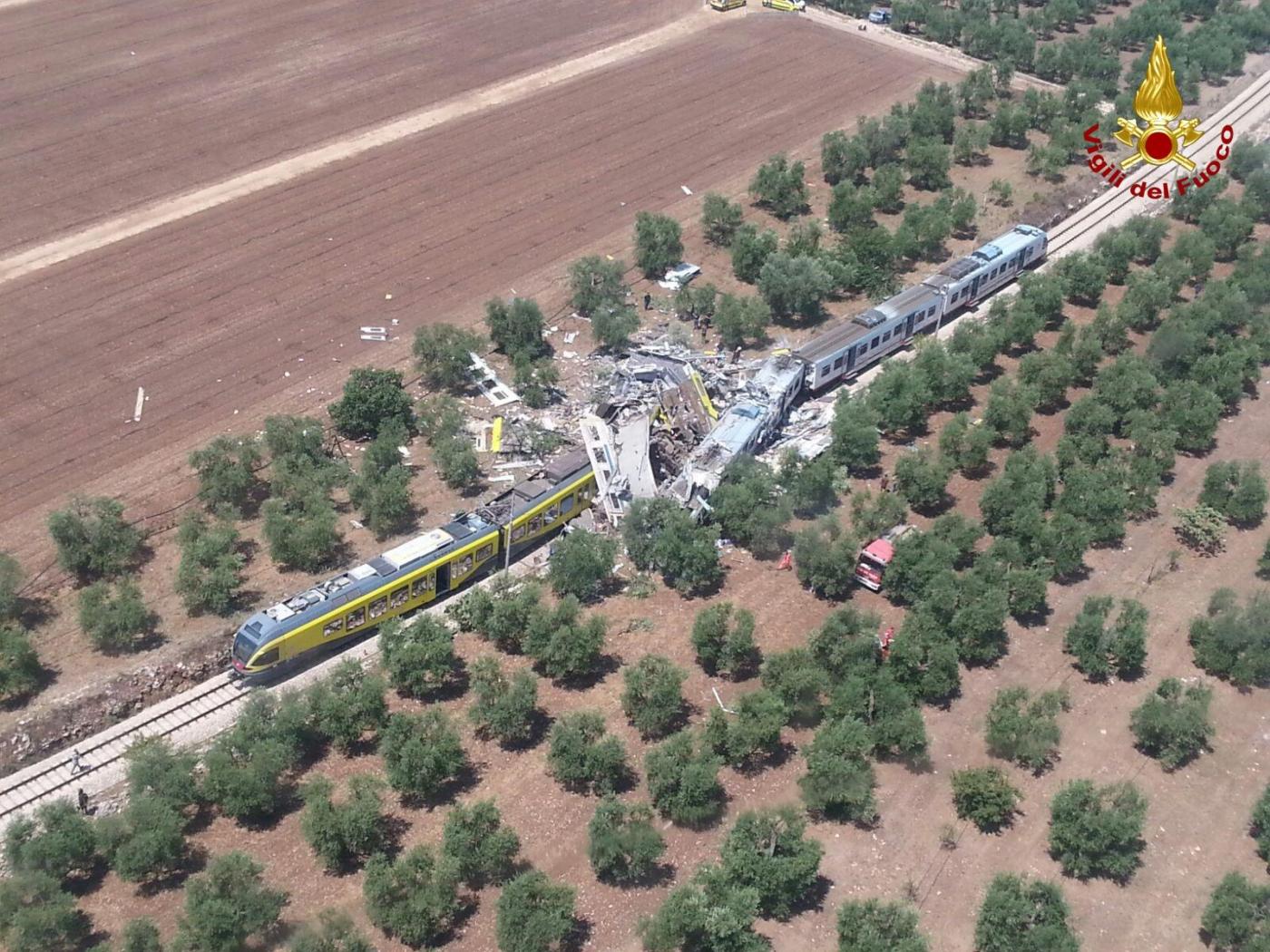 incidente treni puglia