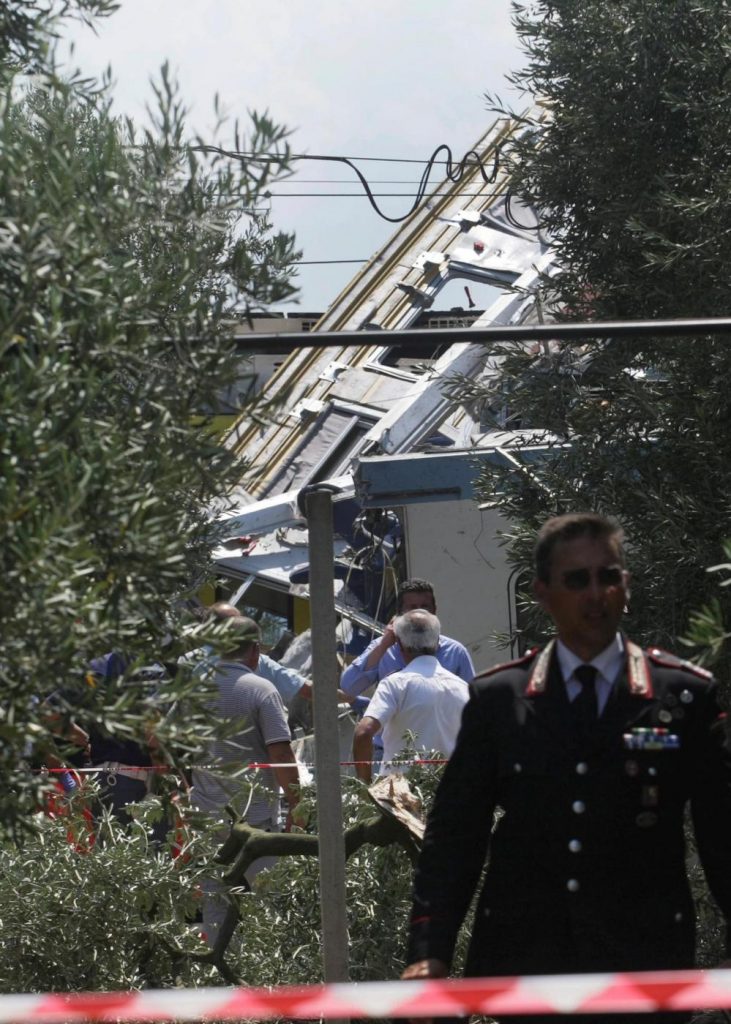 scontro treni Puglia