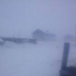 L’inverno avanza dal grande est, tormente di gelo e neve in Russia: eccezionale blizzard in Jacuzia [GALLERY]
