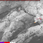 Allerta Meteo, situazione esplosiva al Sud: asfissiante caldo Sahariano nelle zone joniche, clima surreale [LIVE]