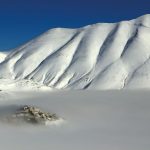 Castelluccio di Norcia diventa un paese fantasma, è la notte della tristezza: nulla sarà più come prima [GALLERY]