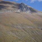 Terremoto Centro Italia, tra Arquata del Tronto e Ussita si è aperta una scarpata di faglia di 15km! [FOTO]