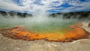 CHAMPAGNE POOL 3