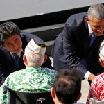 USA-Giappone: il premier giapponese con Obama a Pearl Harbor, “mai ripetere gli orrori della guerra” [GALLERY]