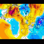 Previsioni Meteo: sarà un inizio Febbraio di caldo anomalo su gran parte d’Europa, l’inverno diventa latitante [MAPPE]