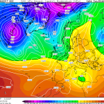 Allerta Meteo, ecco il nuovo peggioramento: imminente la neve al Nord/Ovest, nel weekend forte maltempo al Sud