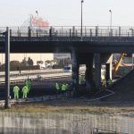 Bus si schianta sull’A4: impatto devastante, corpi straziati. Una trappola di fuoco [GALLERY]