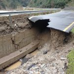 Maltempo, alluvione in Calabria: a Catanzaro crolla un’altra strada [FOTO LIVE]