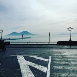 La nebbia di mare avvolge le coste Joniche e Adriatiche: un fenomeno raro e affascinante [FOTO e VIDEO]