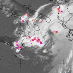 Maltempo, il nowcasting: forti temporali pomeridiani provocano nubifragi al Sud, caldo estivo al Nord [LIVE]