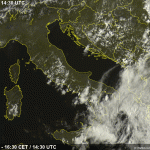 Maltempo, il nowcasting: forti temporali pomeridiani provocano nubifragi al Sud, caldo estivo al Nord [LIVE]