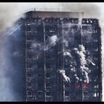 Incendio Londra: si teme che la torre possa crollare, chiusa anche la metro [GALLERY]