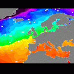 Super caldo, anche il mare “bolle” intorno all’Italia: acque già caldissime, il Mediterraneo sta diventando un brodo!