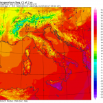 Allerta meteo, dopo il caldo record, nel weekend è in arrivo un brusco calo termico anche di 15°C associato a violenti temporali di calore