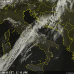 Allerta meteo, dopo il caldo record, nel weekend è in arrivo un brusco calo termico anche di 15°C associato a violenti temporali di calore