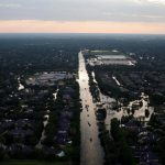 Uragano Harvey, almeno 37 morti in Texas: la tempesta marcia verso Est, ed un’altra minaccia si profila all’orizzonte [GALLERY]