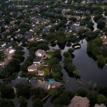 Uragano Harvey, almeno 37 morti in Texas: la tempesta marcia verso Est, ed un’altra minaccia si profila all’orizzonte [GALLERY]