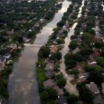 Uragano Harvey, almeno 37 morti in Texas: la tempesta marcia verso Est, ed un’altra minaccia si profila all’orizzonte [GALLERY]