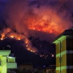 Sulmona, devastante incendio sul Monte Morrone: fiamme da 6 giorni, distrutti 900 ettari del Parco della Majella [FOTO]