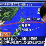 Corea del Nord lancia nuovo missile finora sconosciuto sul Giappone. Il governo di Tokyo ai cittadini: “scappate nei rifugi” [LIVE]