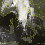 Maltempo, bombe d’acqua al Centro/Nord: nubifragi in Toscana, temporali verso Nord/Est e Centro/Sud