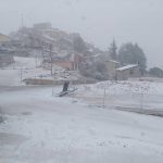 Terremoto Centro Italia: neve nella notte a Castelluccio, un manto bianco ricopre le macerie