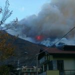 Incendi Val di Susa, è ancora emergenza: fiamme alte 10 metri, 450 evacuati [FOTO]