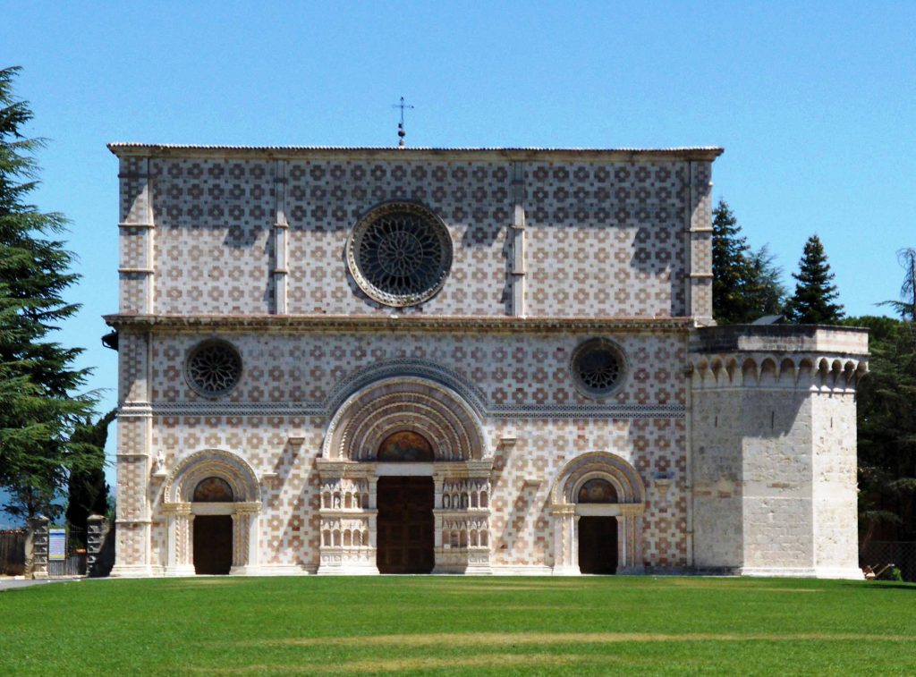 AQUILA collemaggio basilica