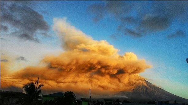 vulcano mayon filippine