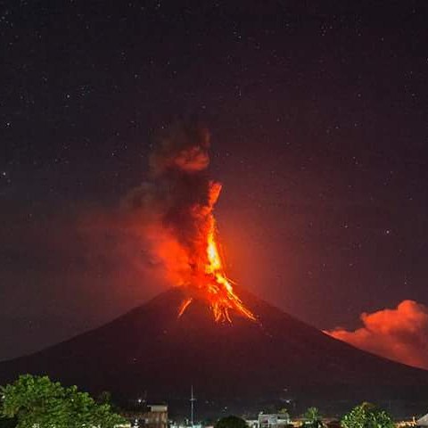 vulcano mayon filippine